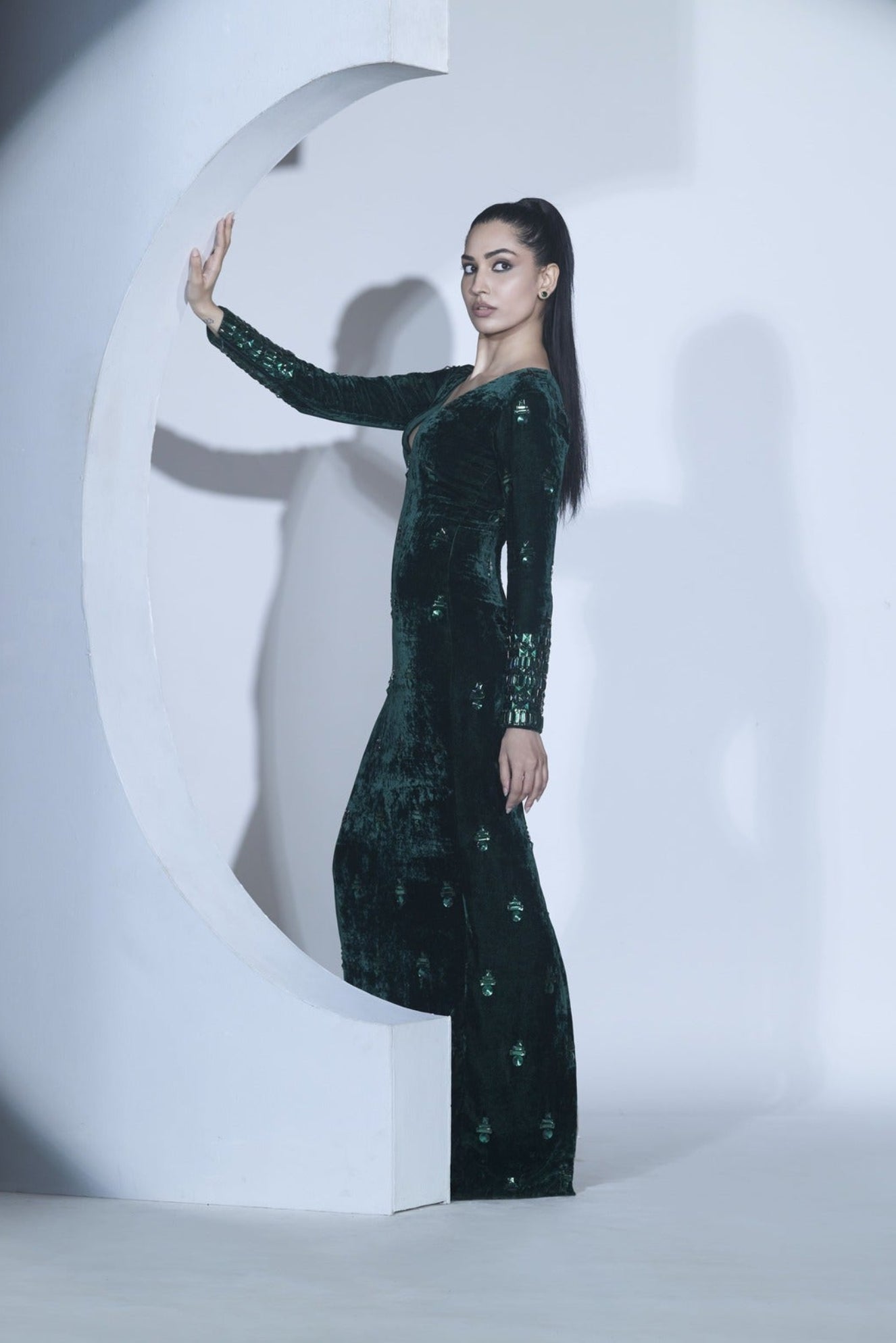 EMIRA Gown